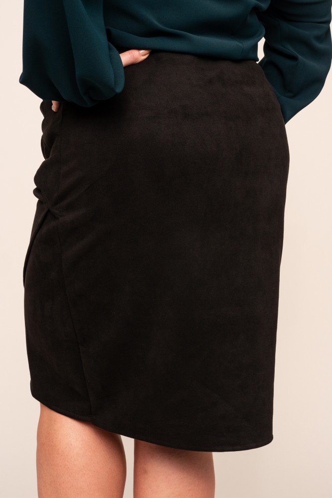  Black Skirt with Crease KABI