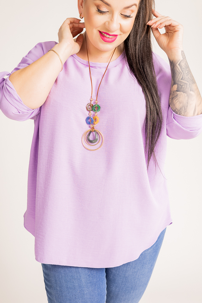 Lilac Blouse with GERTO Pendant