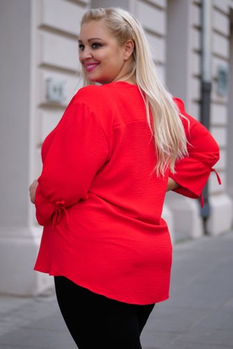  Red Blouse CRYNO