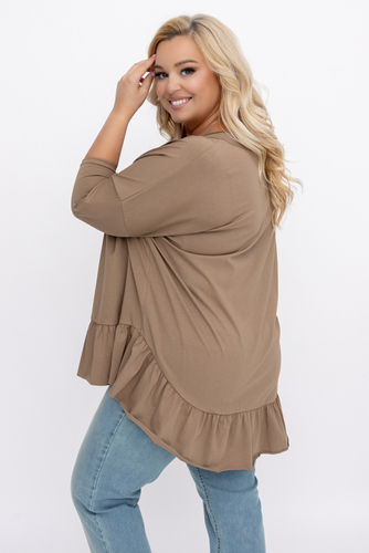  Blusa beige oscuro con volante