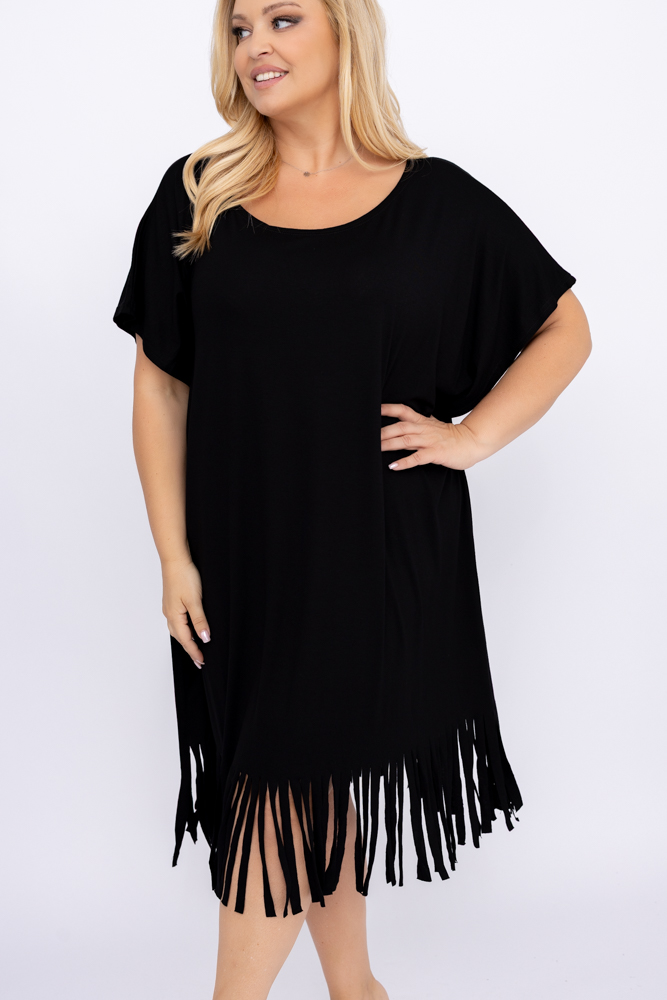 Robe noire à franges