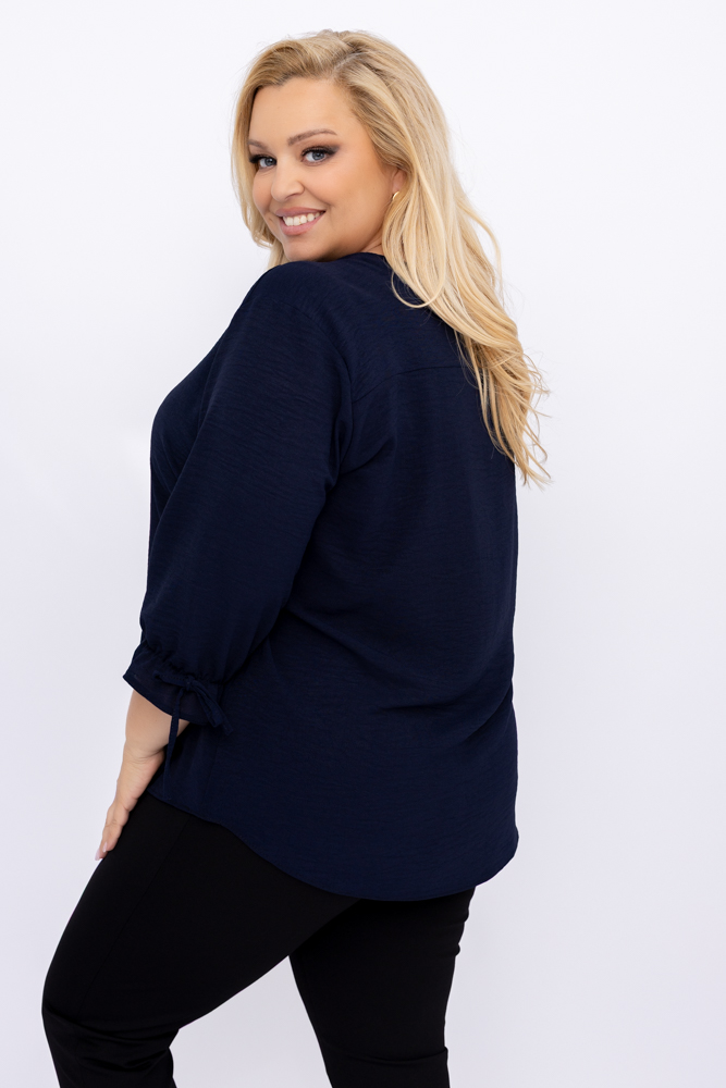 Blusa azul marino