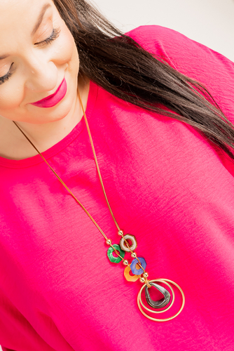 Amarantowa Bluzka z wisiorkiem GERTO