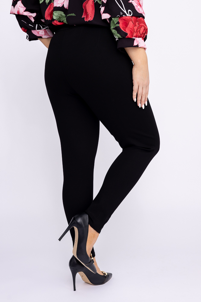 Schwarze Hose