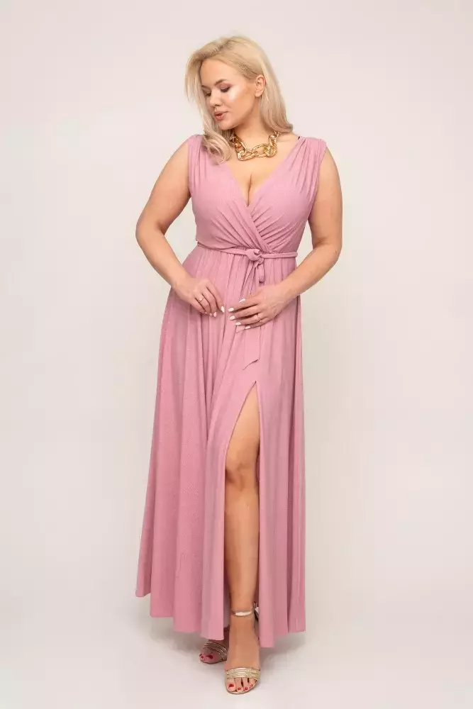 Rochie maxi din brocart roz pudră cu tăietură și legături