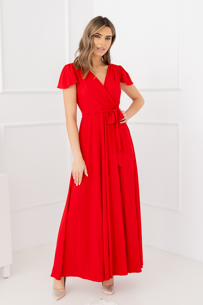Robe en brocart rouge