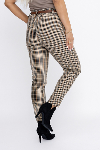 Pantaloni cu curea Model 1