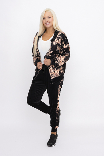 Velour tracksuit set Design 3