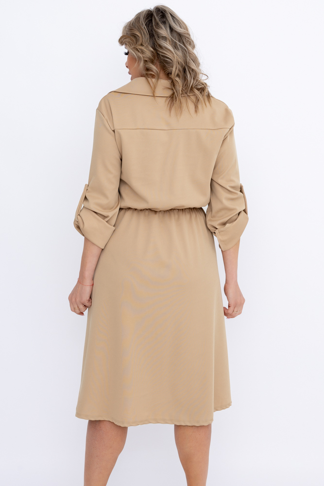 Schwarzes Kleid