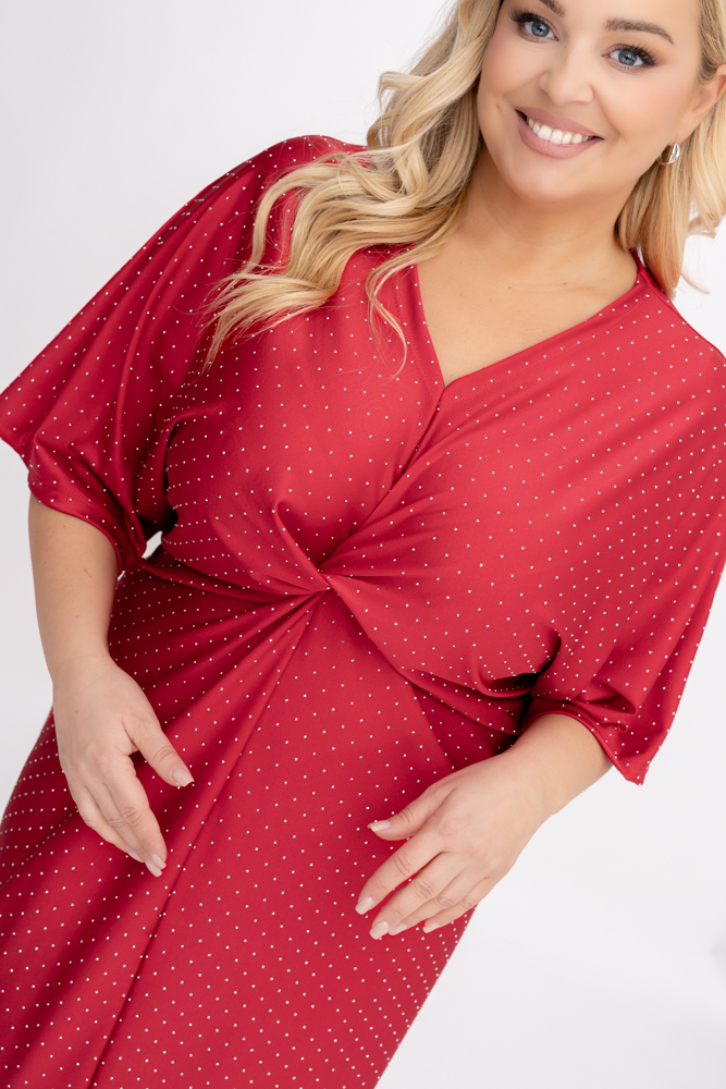 Czerwona Sukienka z dżetami