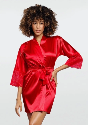 Peignoir en satin rouge