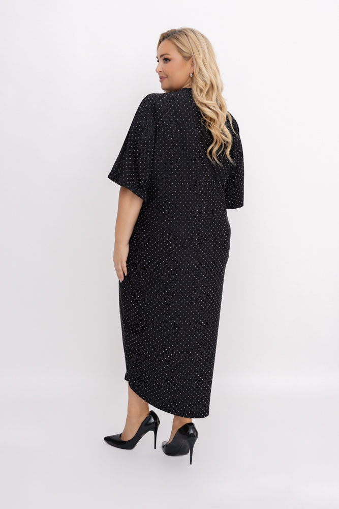  Czarna Sukienka z dżetami