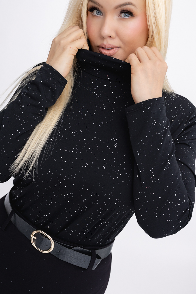 Czarna Bluzka błyszcząca z półgolfem