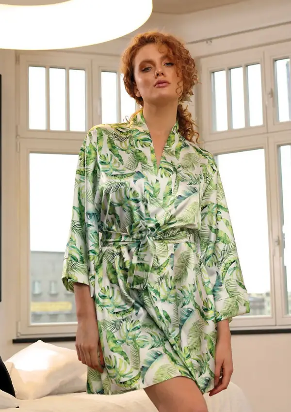 Peignoir en satin DK-P 011