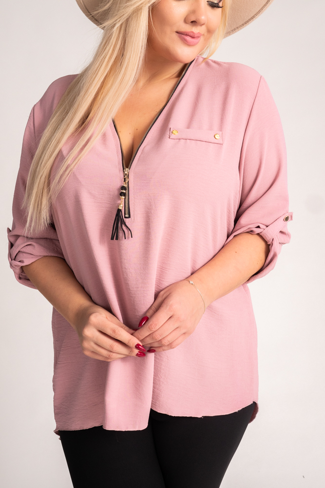 Blusa rosa empolvado con escote abierto