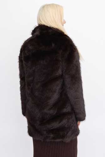 Czekoladowy Płaszcz z futerkiem 