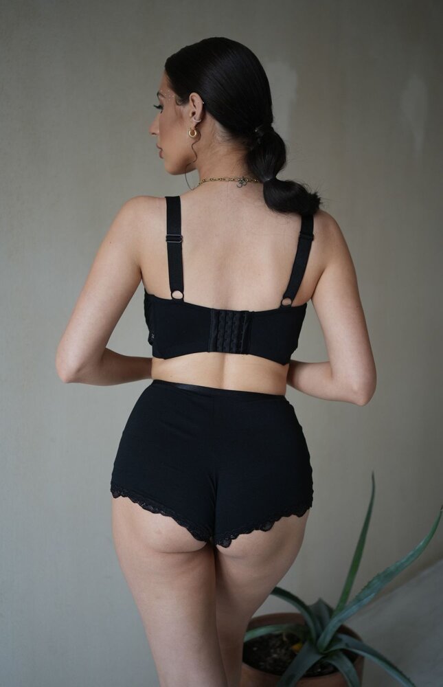 Pantaloni scurți negri