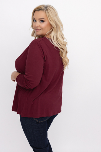 Blusa granate con escote vaporoso 