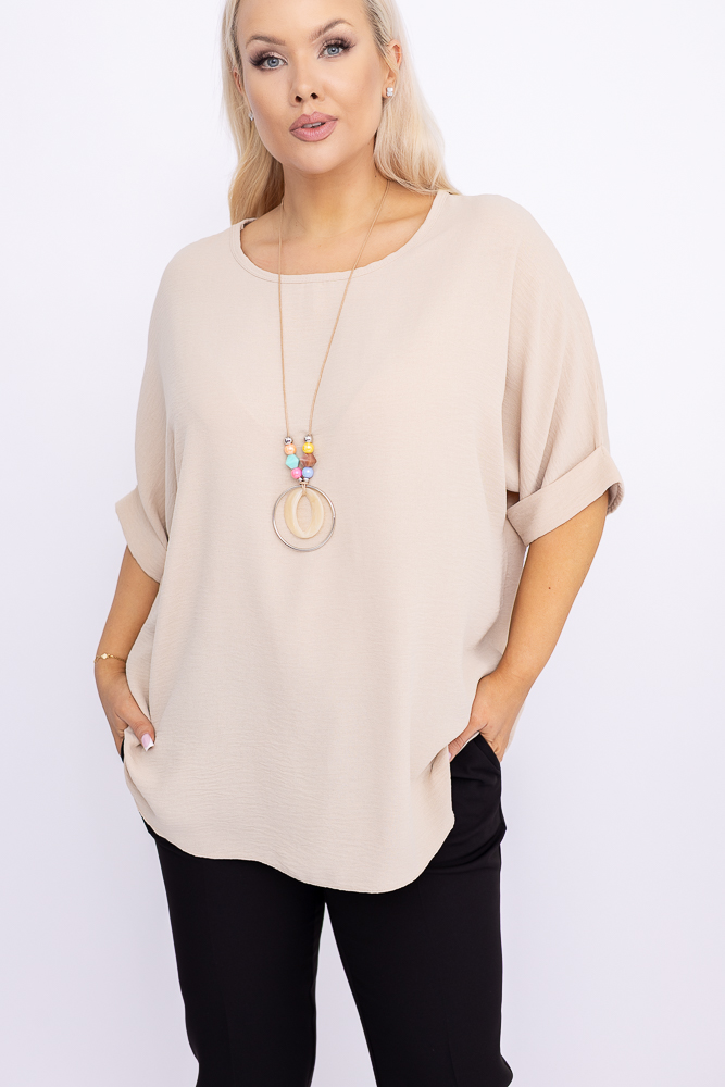 Jasnobeżowa Bluzka z wisiorkiem BELUCIO