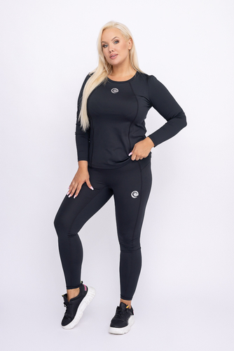 Conjunto deportivo negro de manga larga