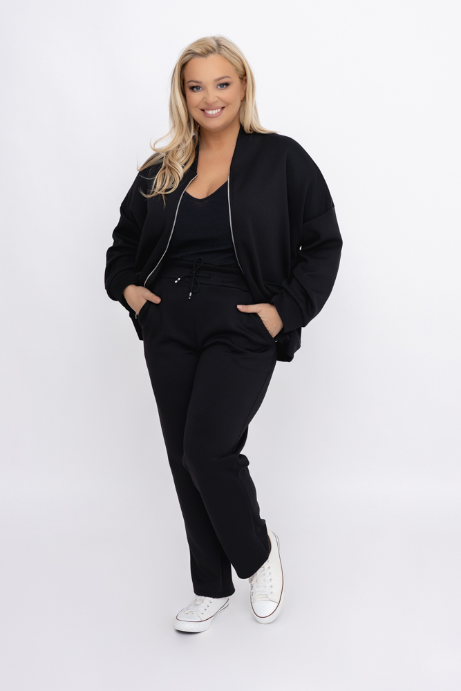 Conjunto de chándal negro