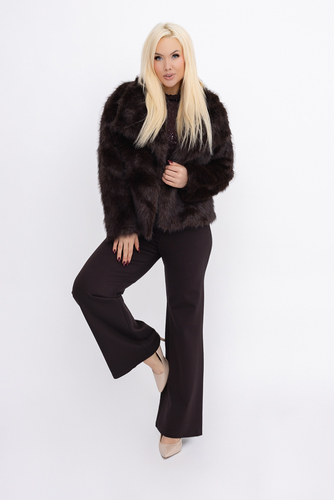  Czekoladowa Kurtka z futerkiem