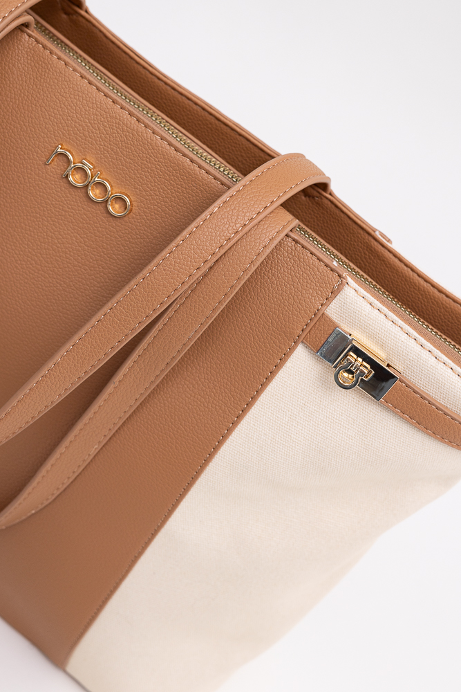 Bolso marrón