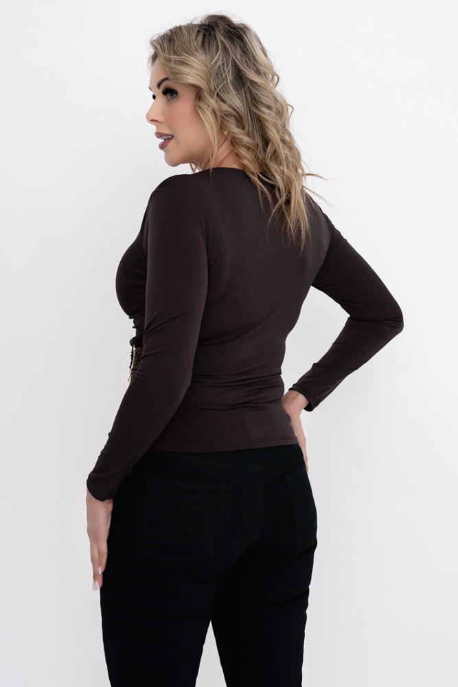Blusa de chocolate