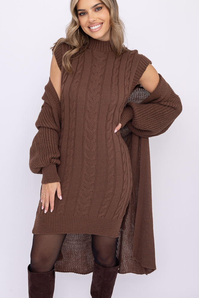 Ensemble de pulls en chocolat