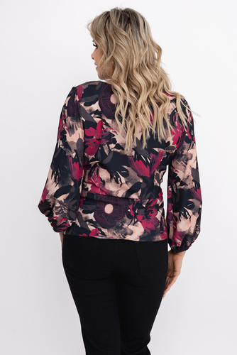 Schokoladenbluse mit Krawatten