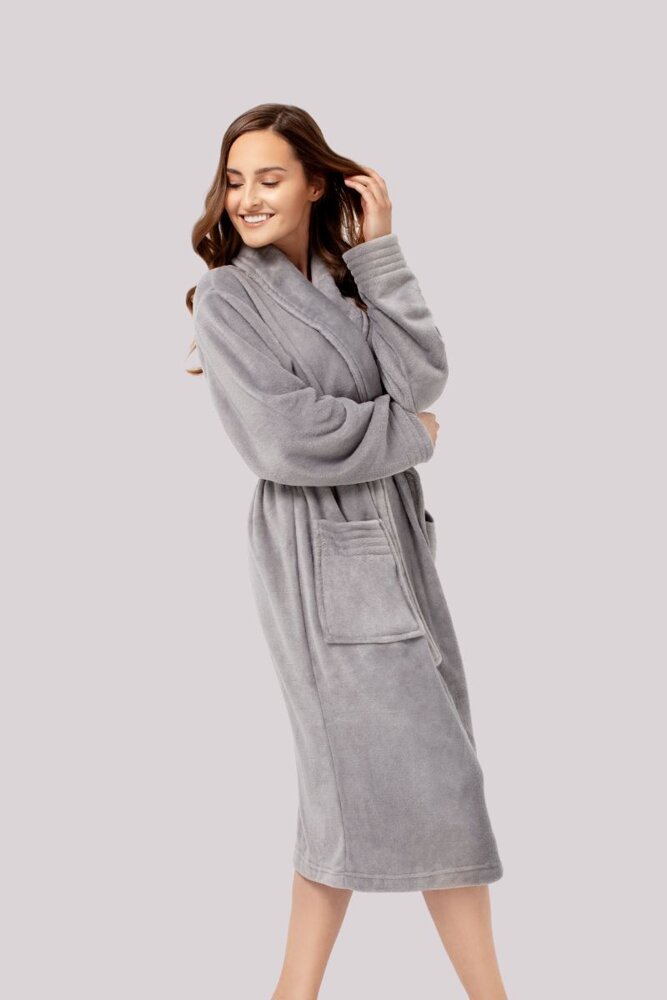 Albornoz gris con bolsillos