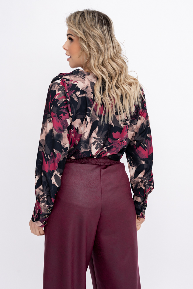 Blusa negra elegante 