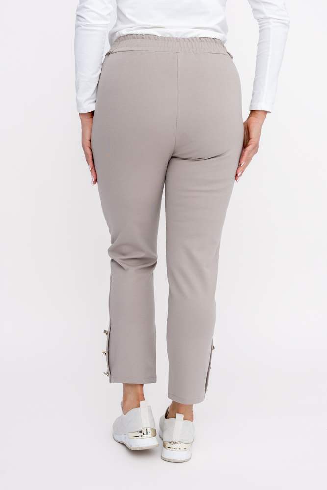 Pantalones beige