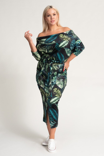 MIRI Velour Dress Pattern 1