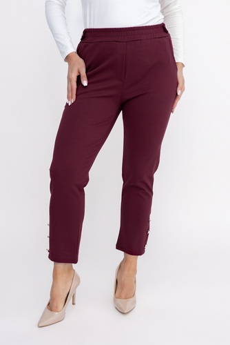 Kastanienbraune Hose
