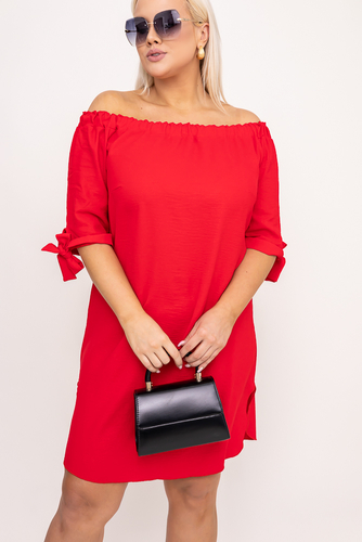 Robe rouge à paillettes