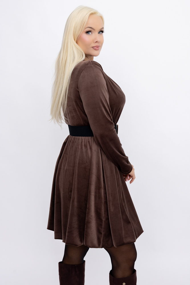 Czekoladowa Sukienka welurowa