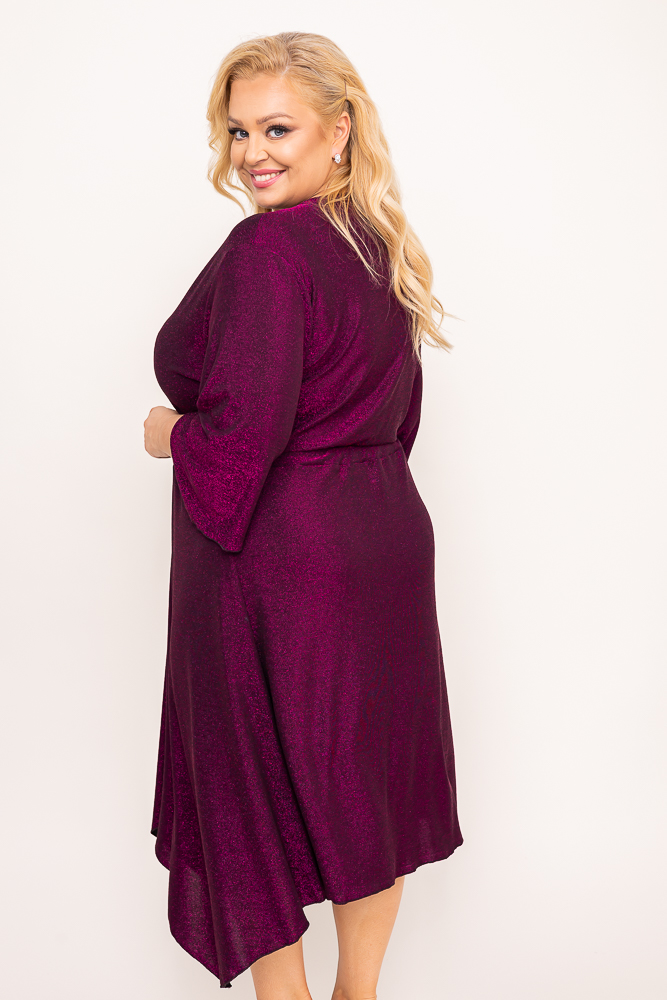 Robe à paillettes violettes