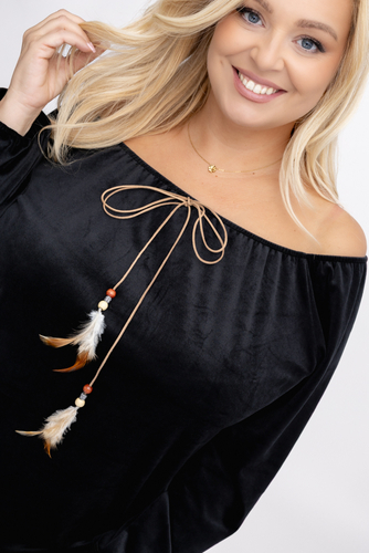  Blusa de terciopelo negra