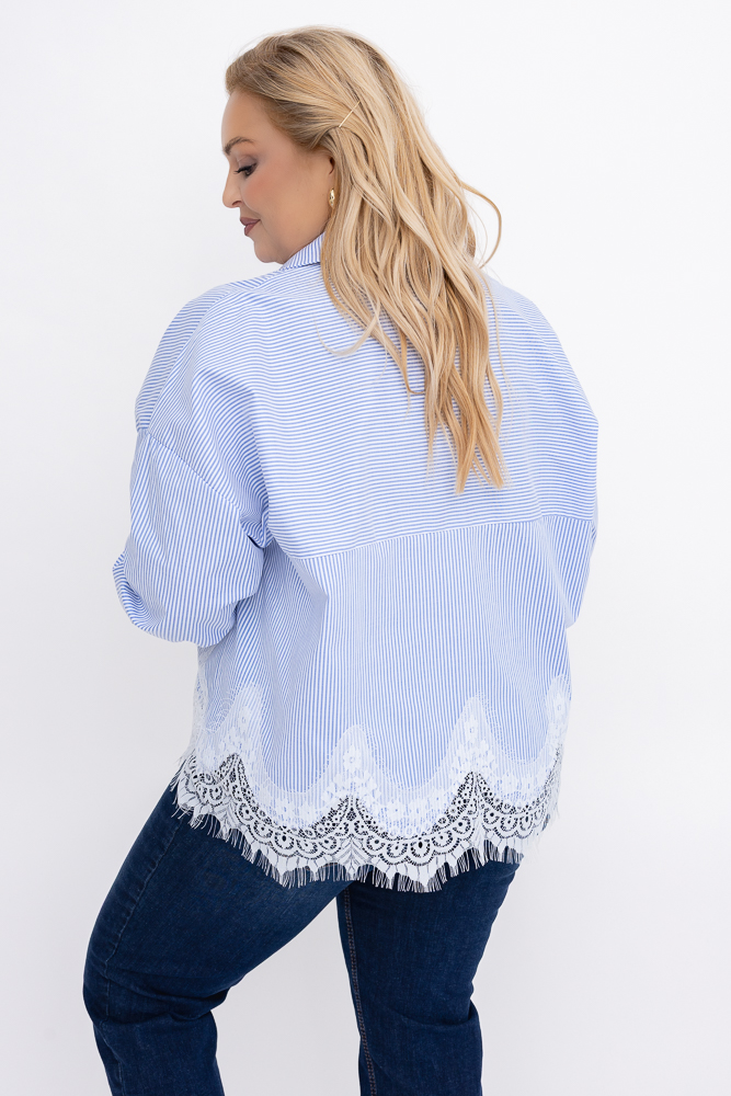 Błękitna Koszula z koronką