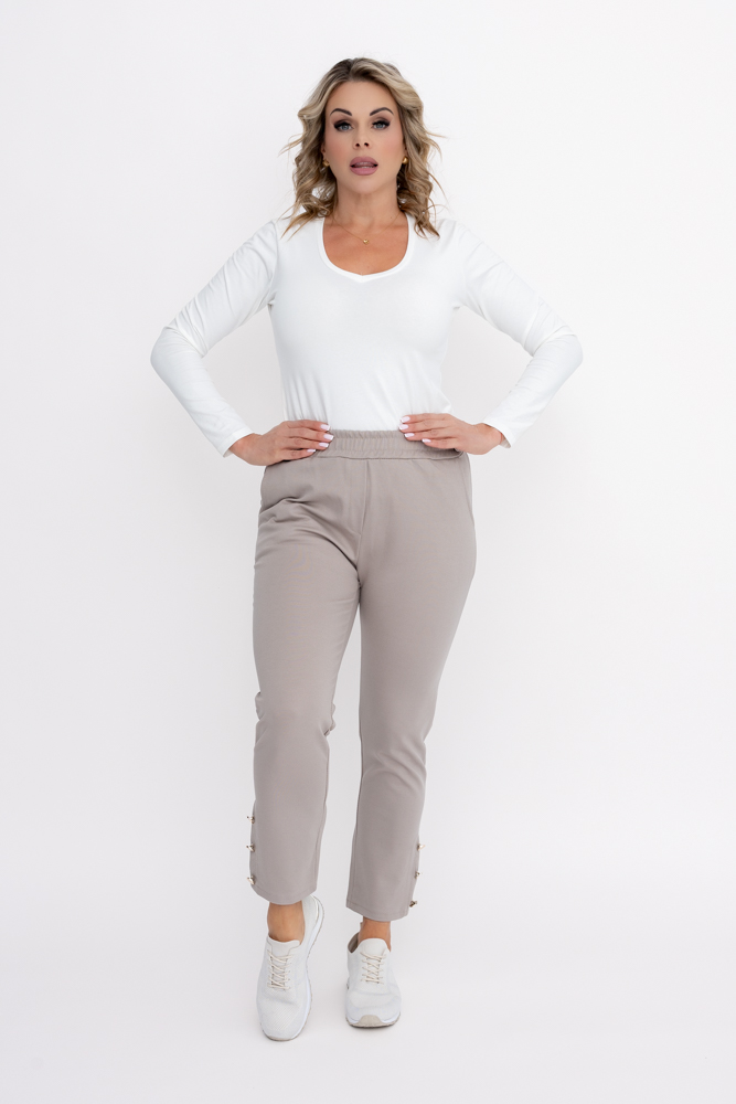 Pantalones beige