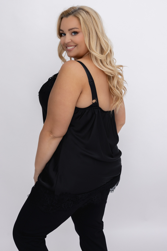  Czarna Bluzka satynowa