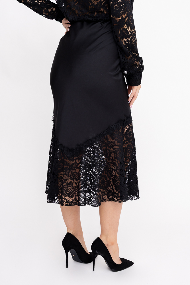  Czarna Spódnica satynowa