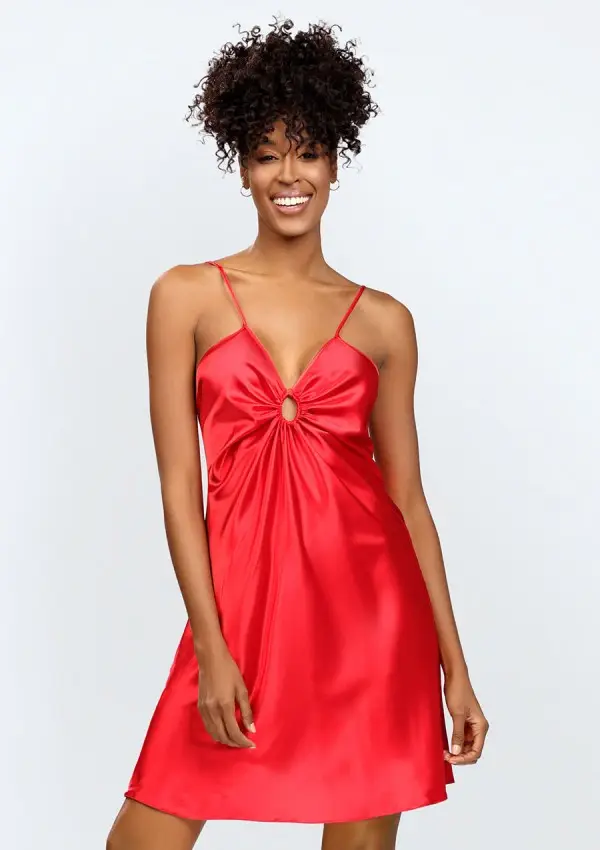 Slip en satin rouge