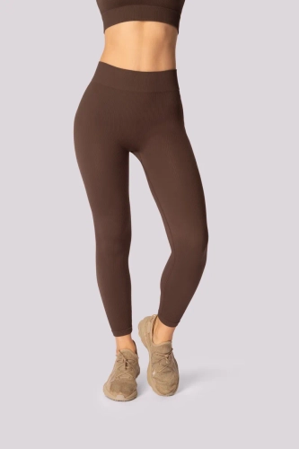 Kawowe Legginsy prążkowane