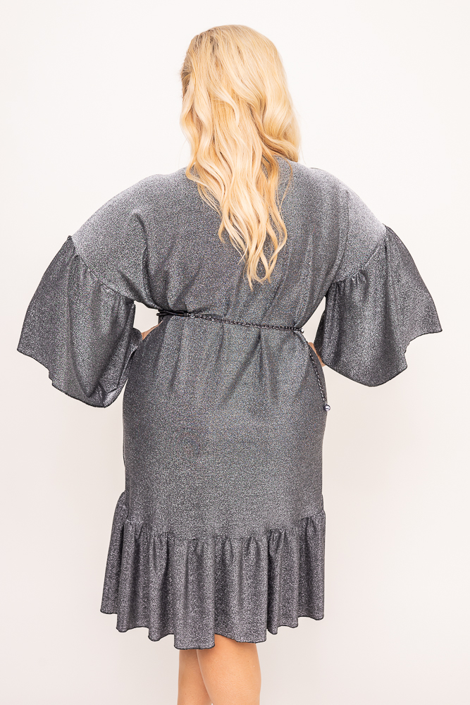 Robe à paillettes argentées