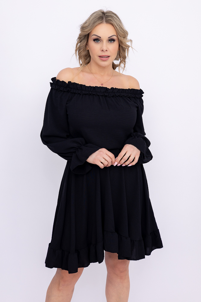 Rochie neagră cu volane