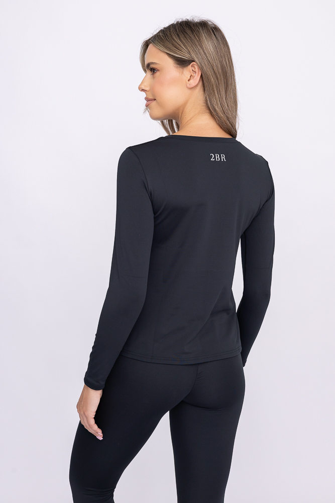 Conjunto deportivo negro de manga larga