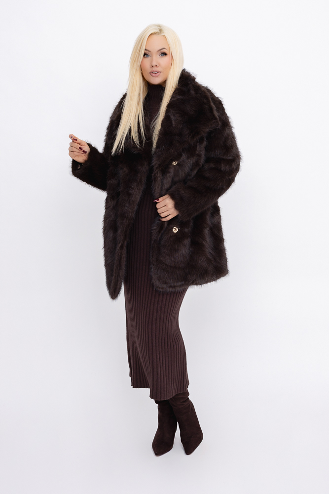 Czekoladowy Płaszcz z futerkiem 