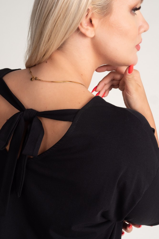 Black Blouse by ROSIMO
